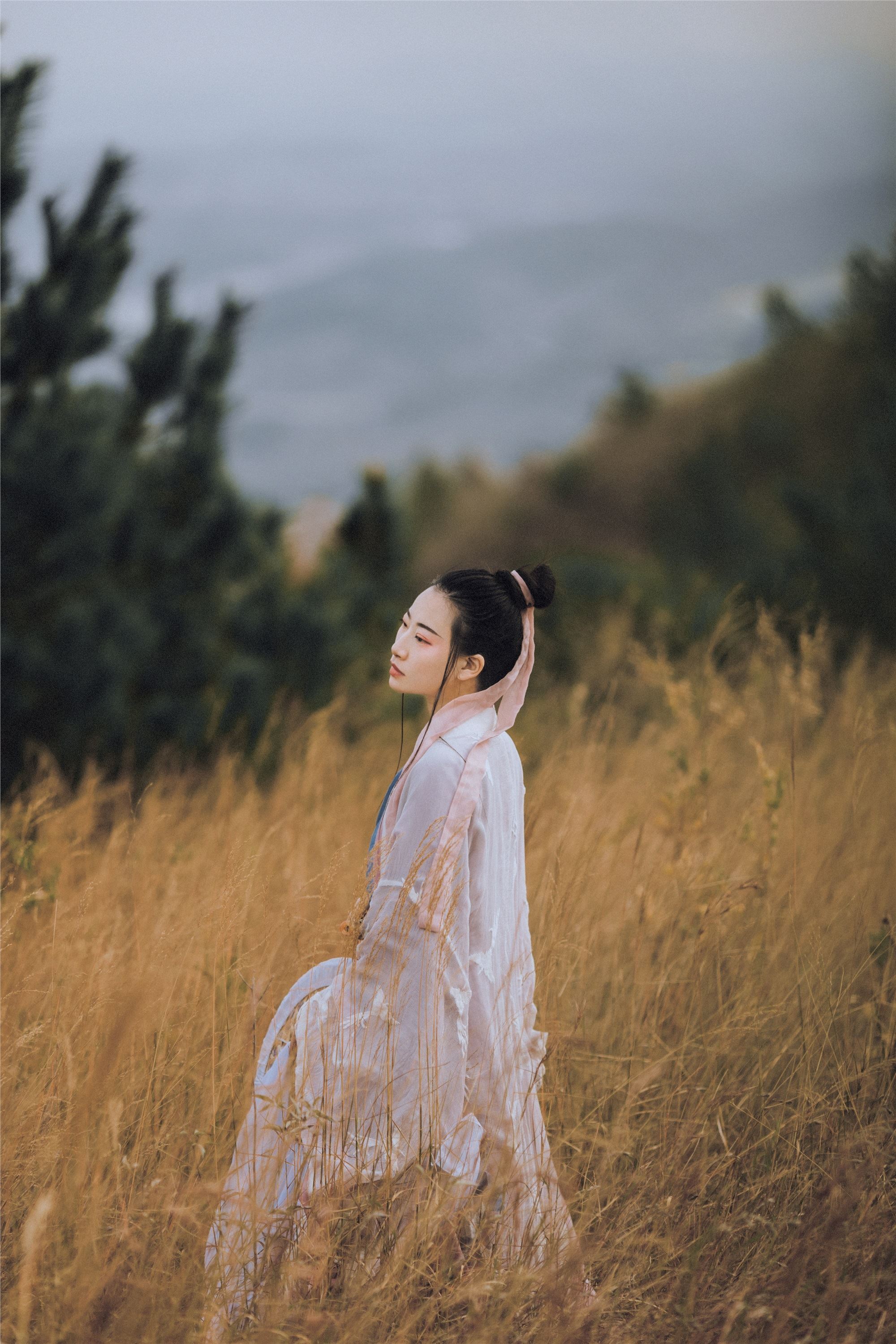 YITUYU艺图语 2021.09.02 苍山无我 耳朵